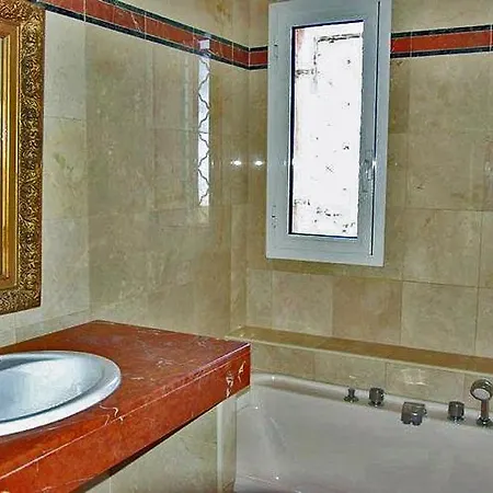 Golfe-juan Sleeps 14 Pool Dom wakacyjny Golfe-Juan